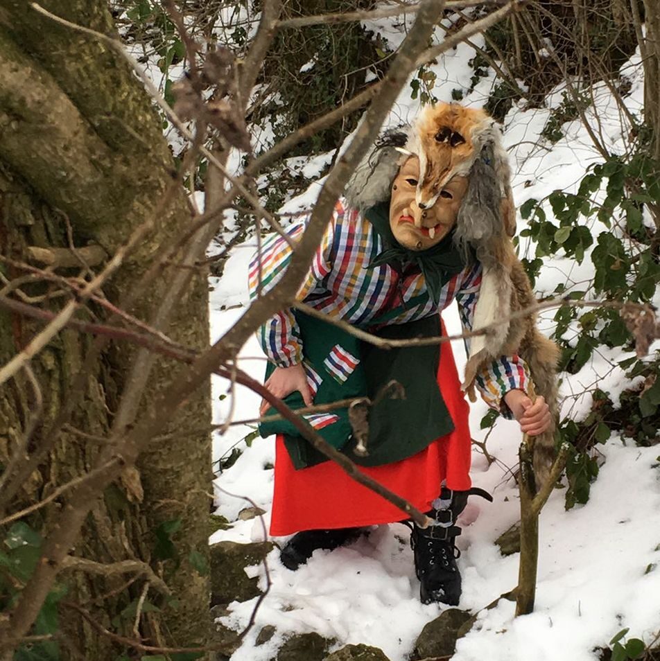 <h2>Auch im Rufiwald unterwegs</h2><p>Auch im Wald, wo die Rufiwaldhexe beheimatet war, trieb sie ihr Unwesen> Read more</a>